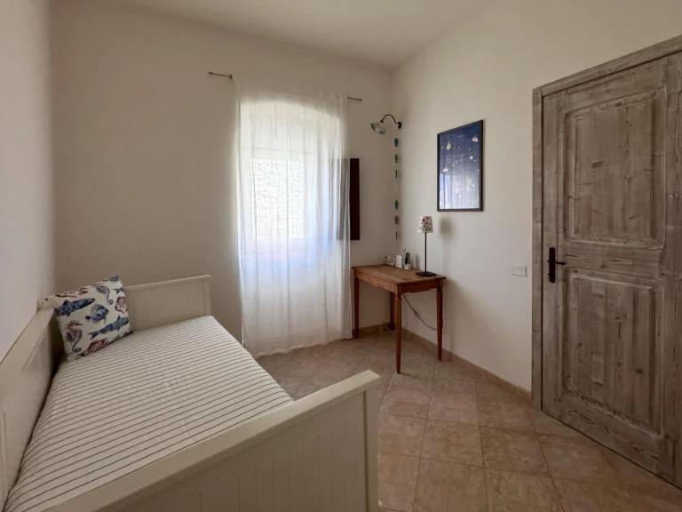 Seconda camera 2 4